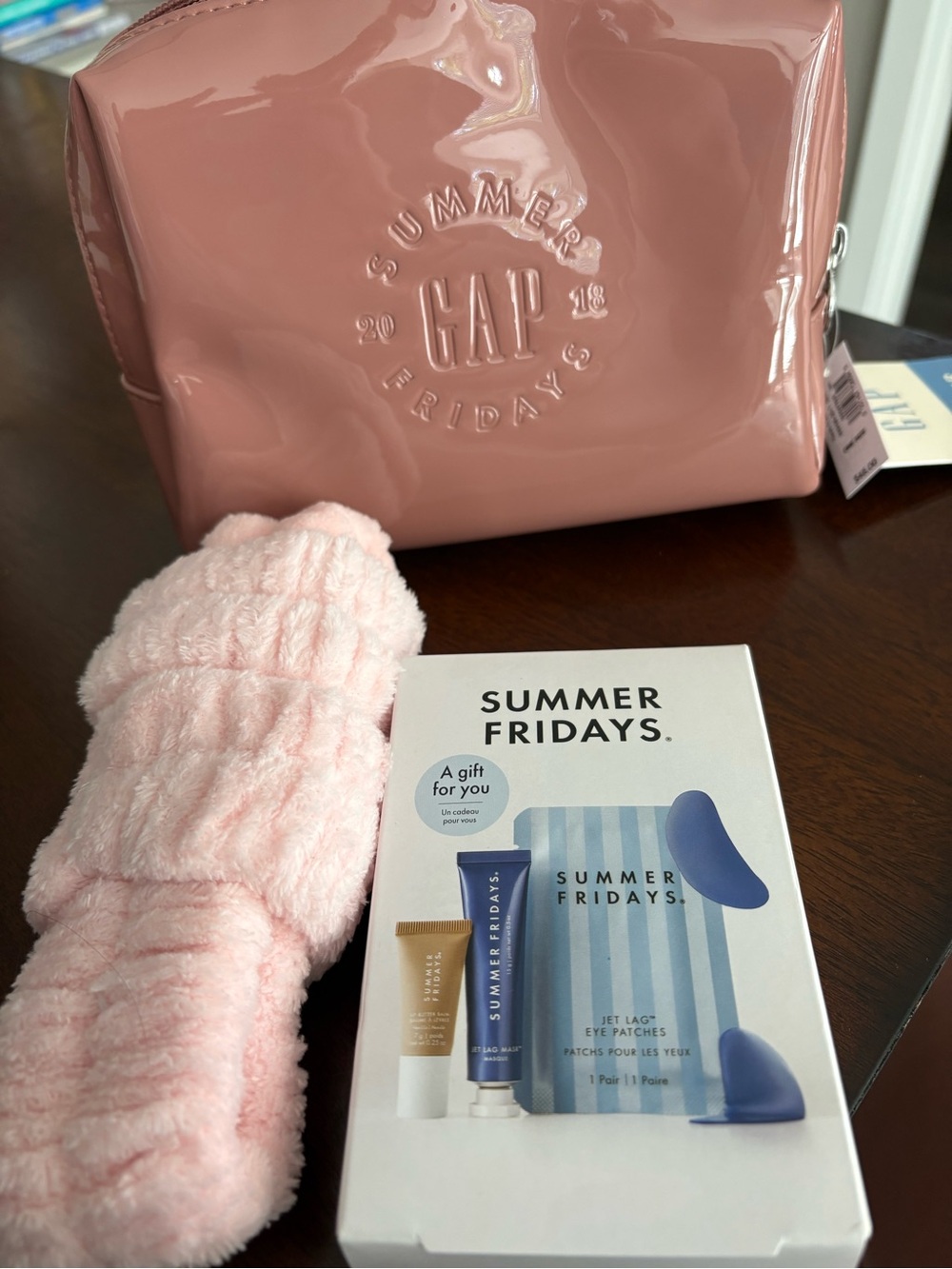 Gap x Summer Fridays